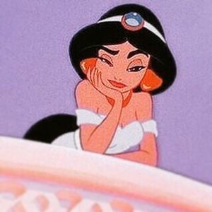 Meet your Posher, Nevine